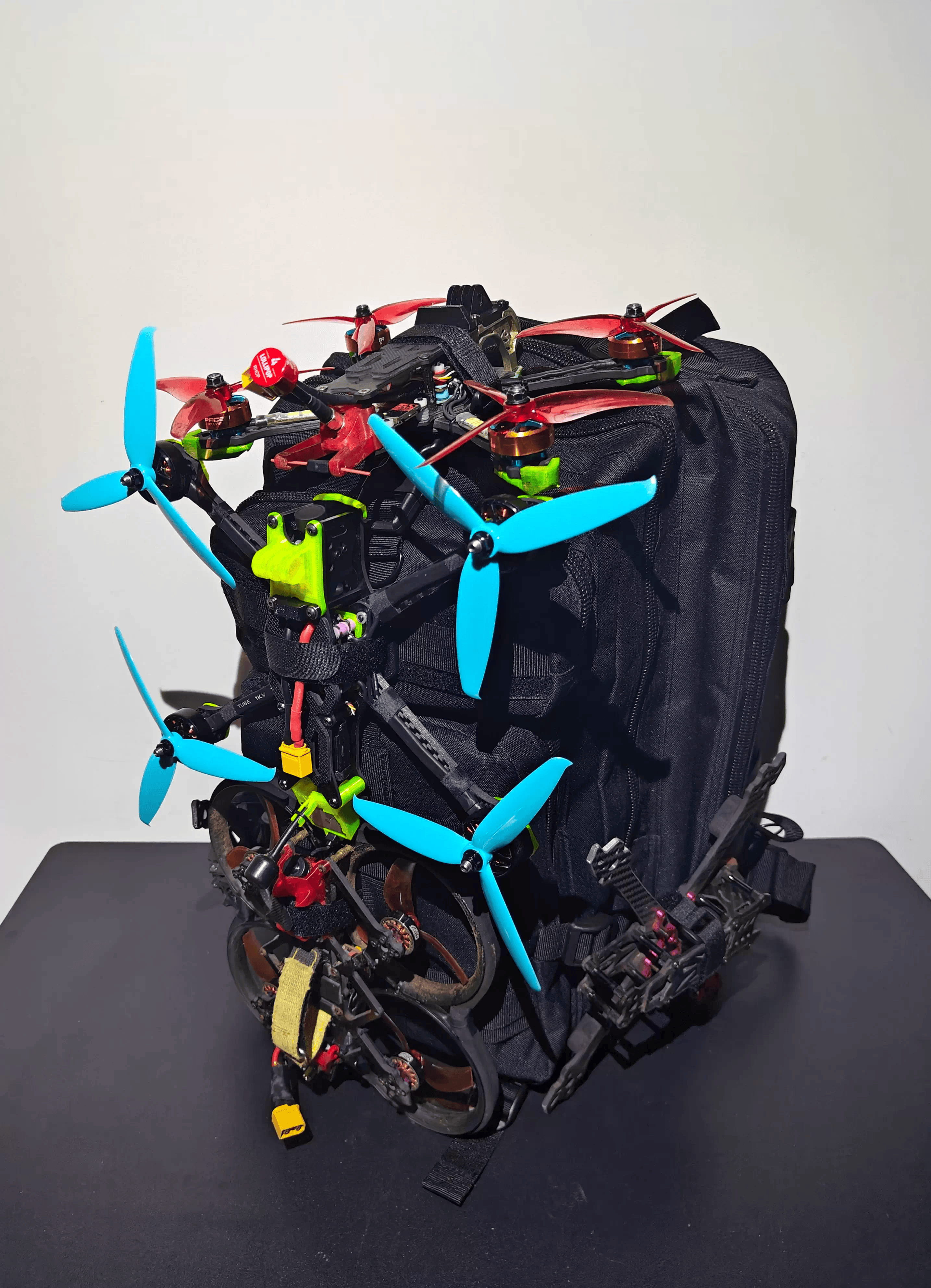 FPV Backpack Military Hang 4-5 - Drone Kit Waterproof のレビューと価格