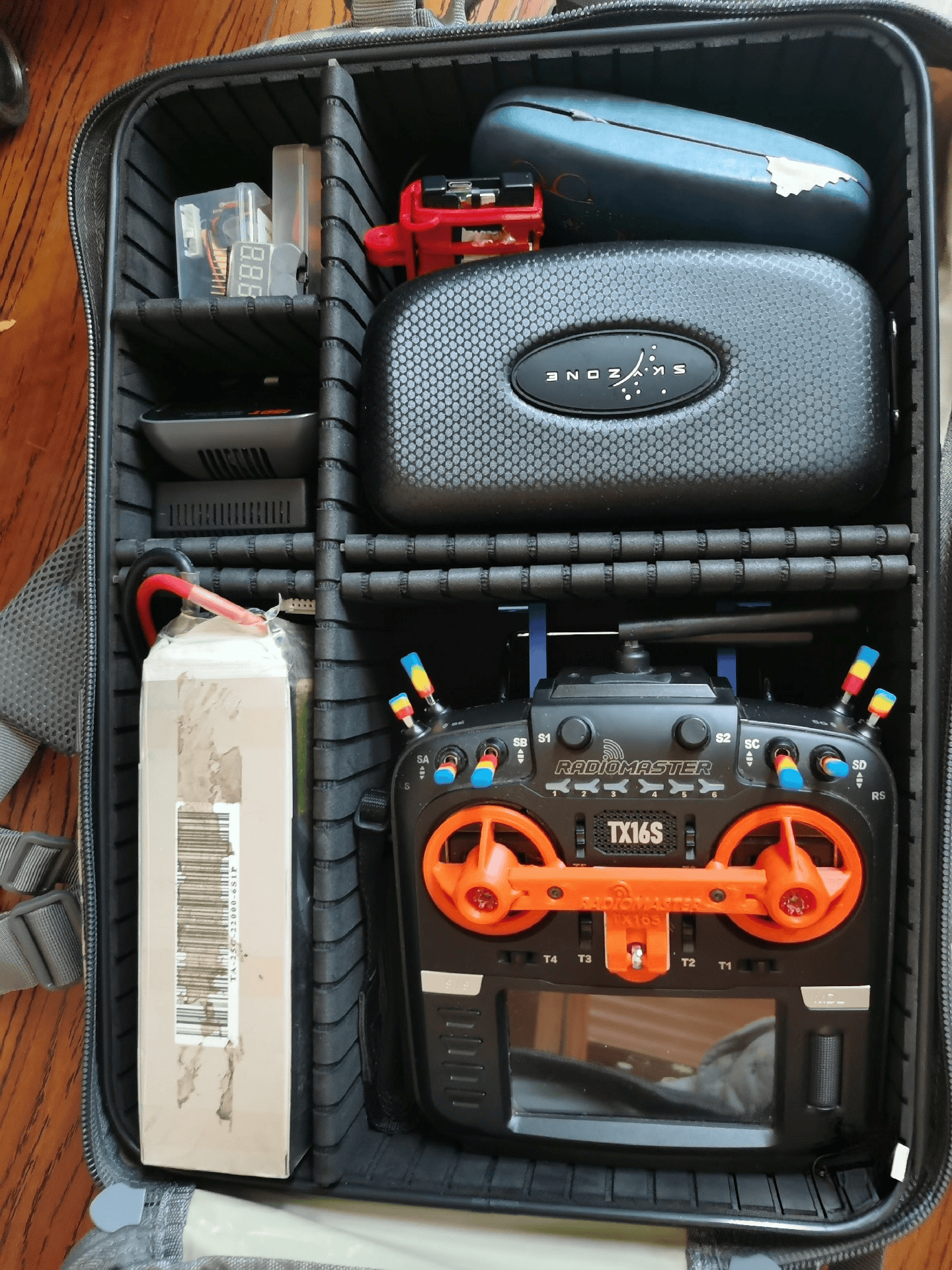 FPV Backpack Military Hang 4-5 - Drone Kit Waterproof のレビューと価格